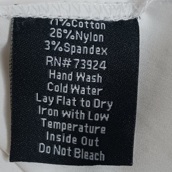 Misook Women's V-Neck Sleeveless Top Blouse L Black NWT Button Rhinestone Trim - Picture 6 of 9